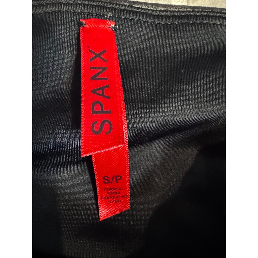 Spanx Leggings Black Faux Leather High Waisted Compression Slimming S/P - Picture 2 of 3